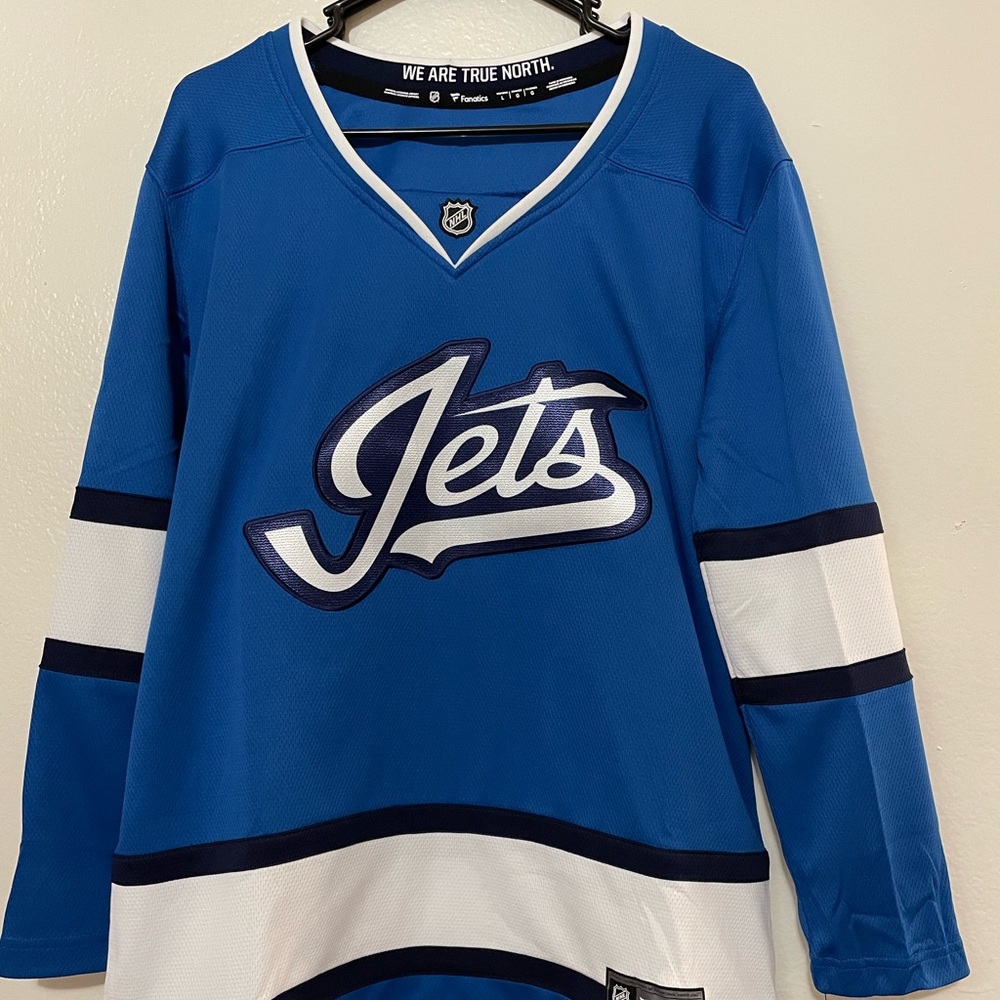 Fanatics NHL Winnipeg Jets Alternate Breakaway Hockey Jersey Size Large